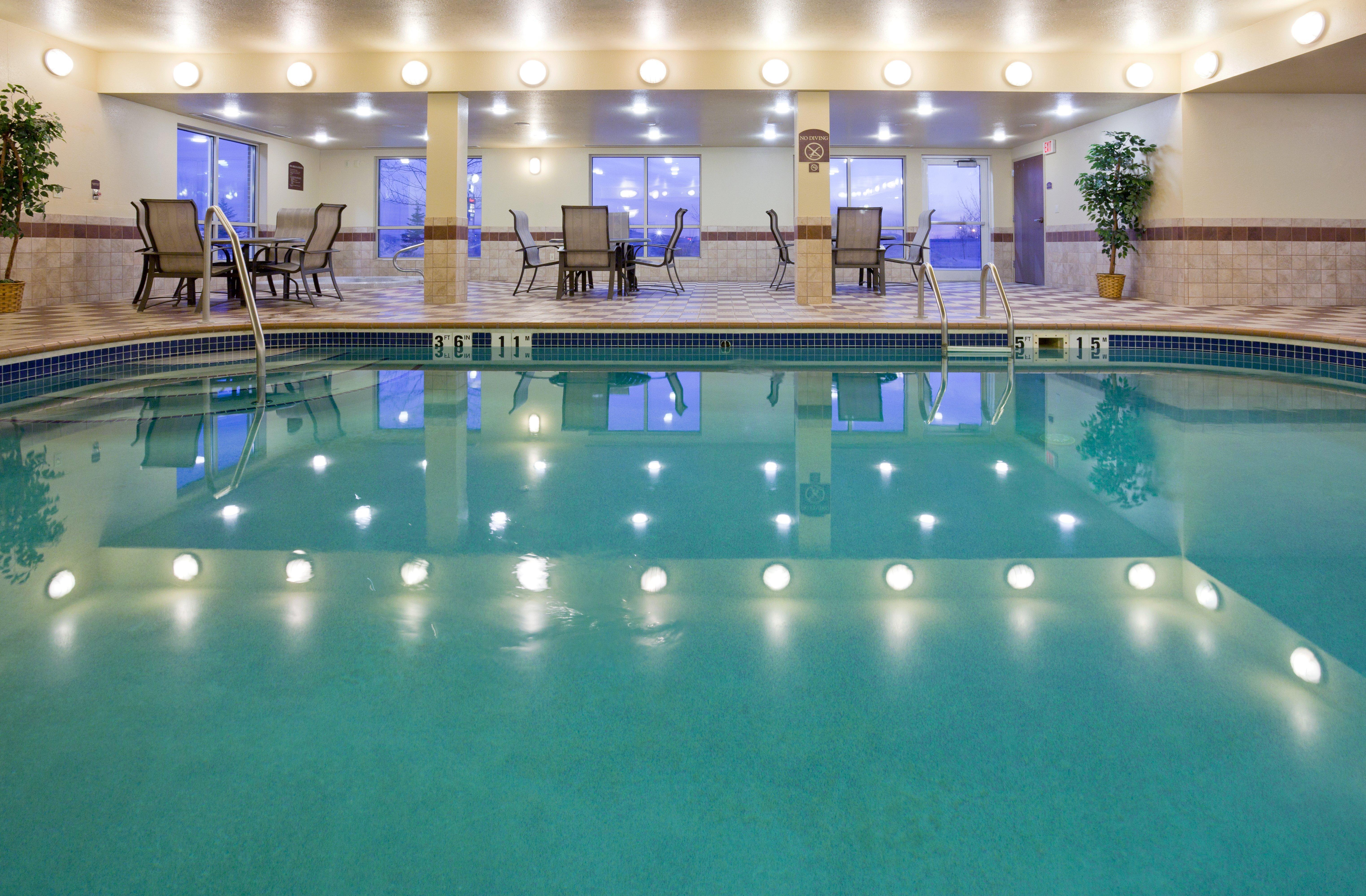 Holiday Inn Express Hotel & Suites Grand Forks By Ihg Εξωτερικό φωτογραφία