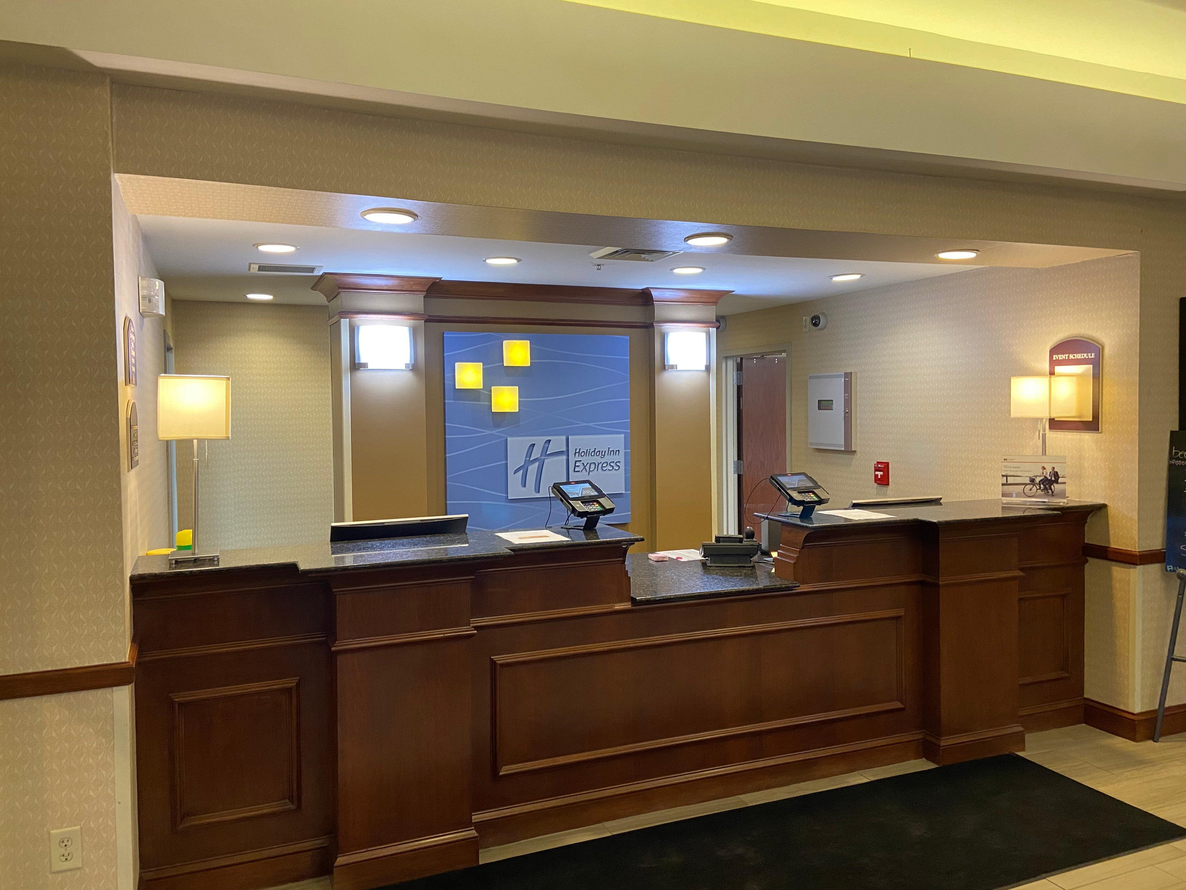 Holiday Inn Express Hotel & Suites Grand Forks By Ihg Εξωτερικό φωτογραφία