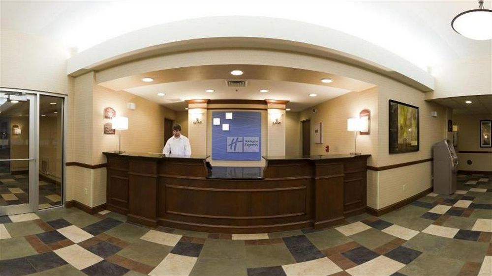 Holiday Inn Express Hotel & Suites Grand Forks By Ihg Εξωτερικό φωτογραφία