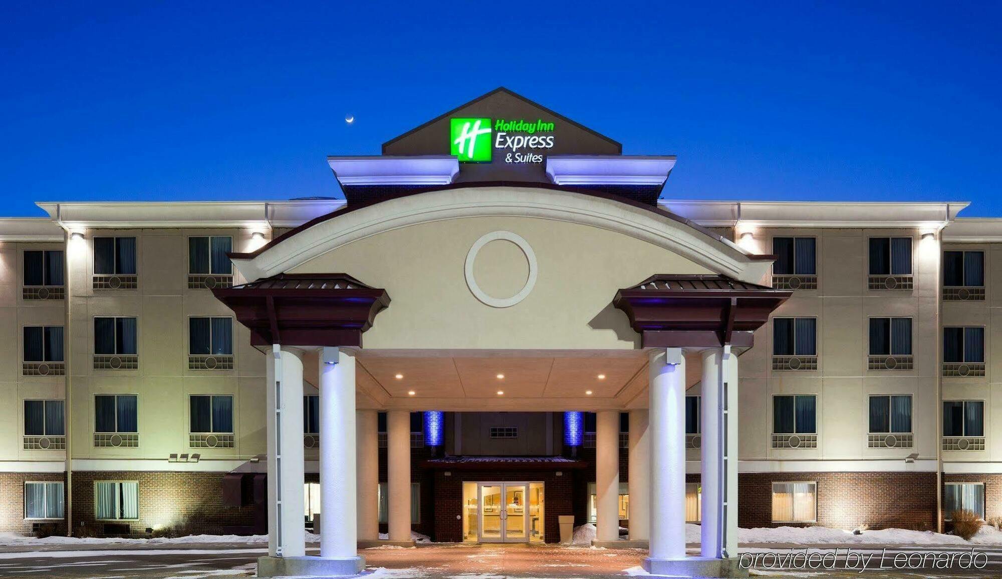 Holiday Inn Express Hotel & Suites Grand Forks, An Ihg Hotel Εξωτερικό φωτογραφία